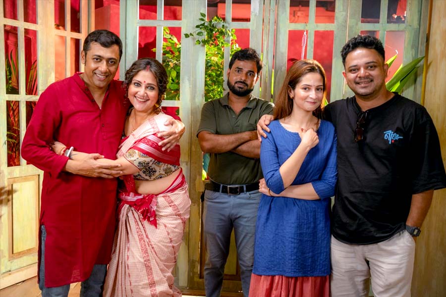 ছবি 'প্রোমোটার বৌদি'