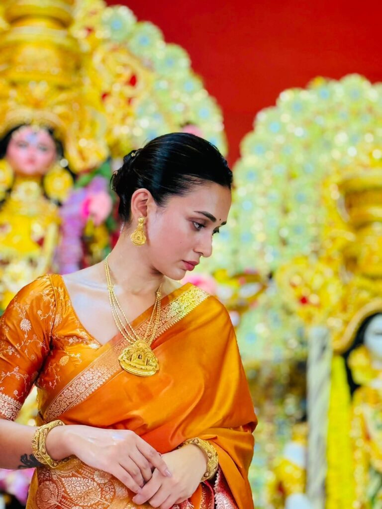 Mimi Chakraborty durga puja look 2025