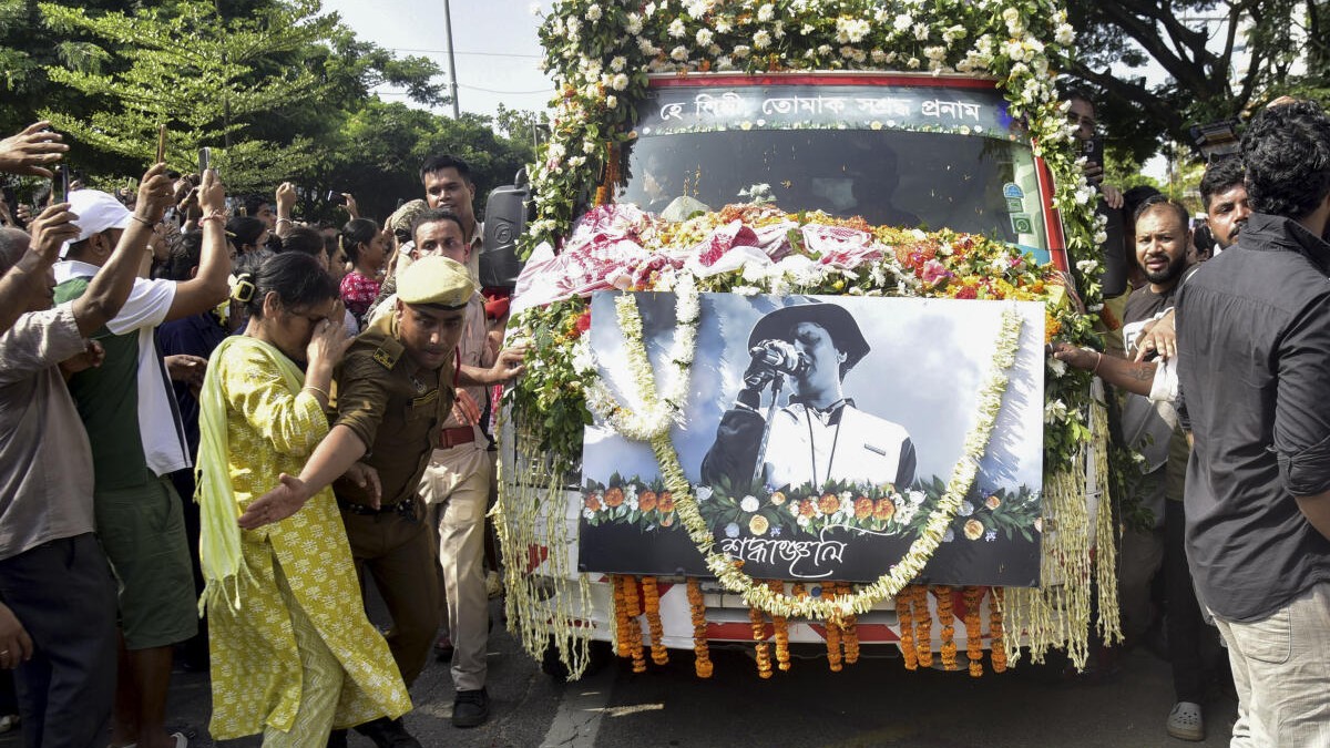 Assam's favorite artist Zubeen Garg's last journey was attended by countless fans