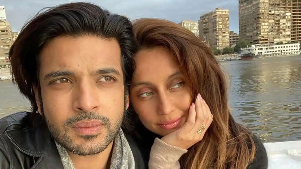 Situational relationship between Anusha & Karan