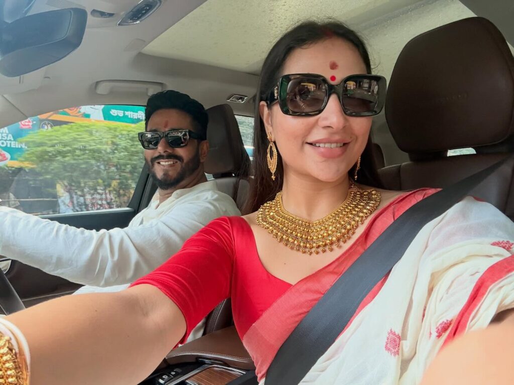 Subhashree Ganguly Durga puja look with Raj Chakraborty