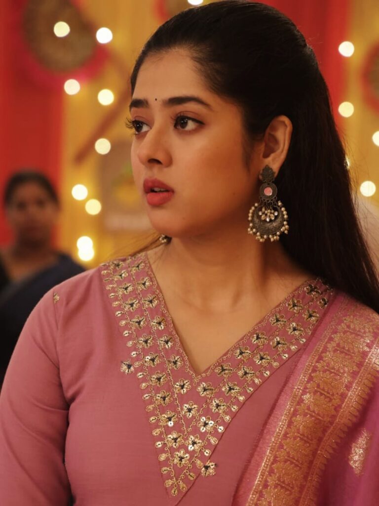 Story of serial success : Ditipriya roy family