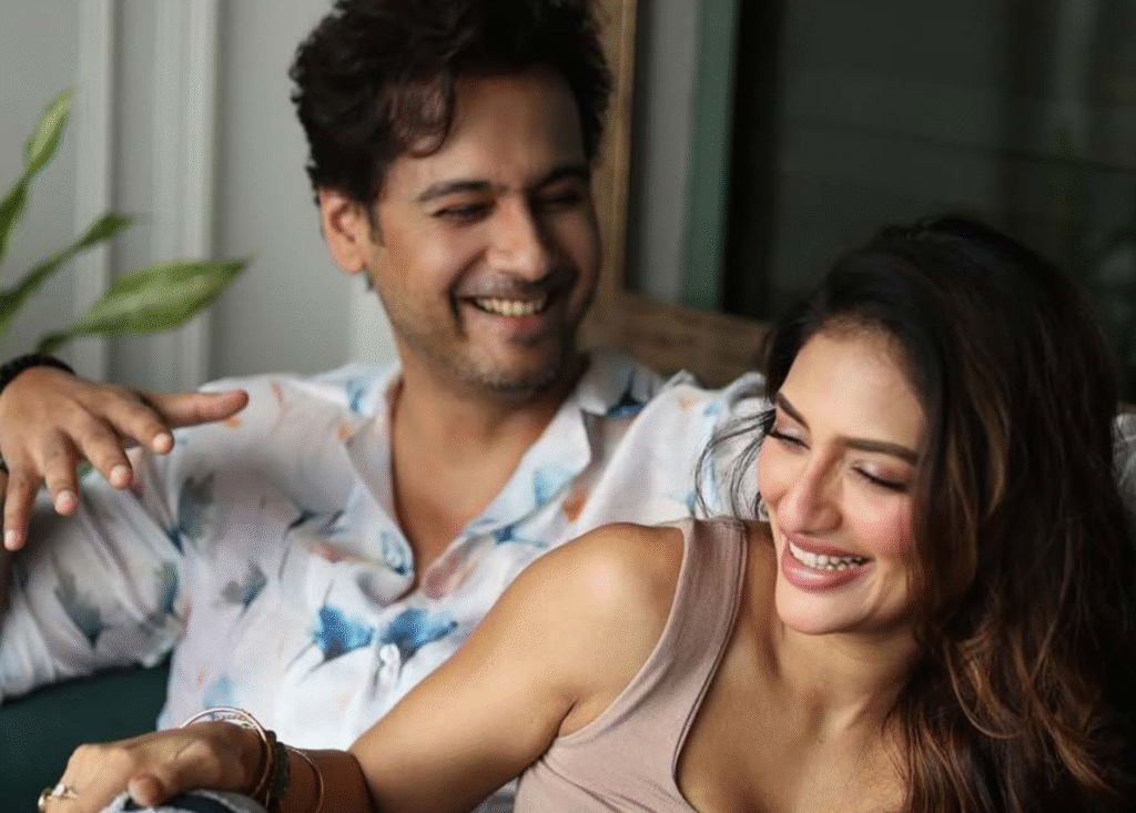 Nussrat-Yash happy married life : Yash-Nussrat new photos : Yash-Nussrat love story