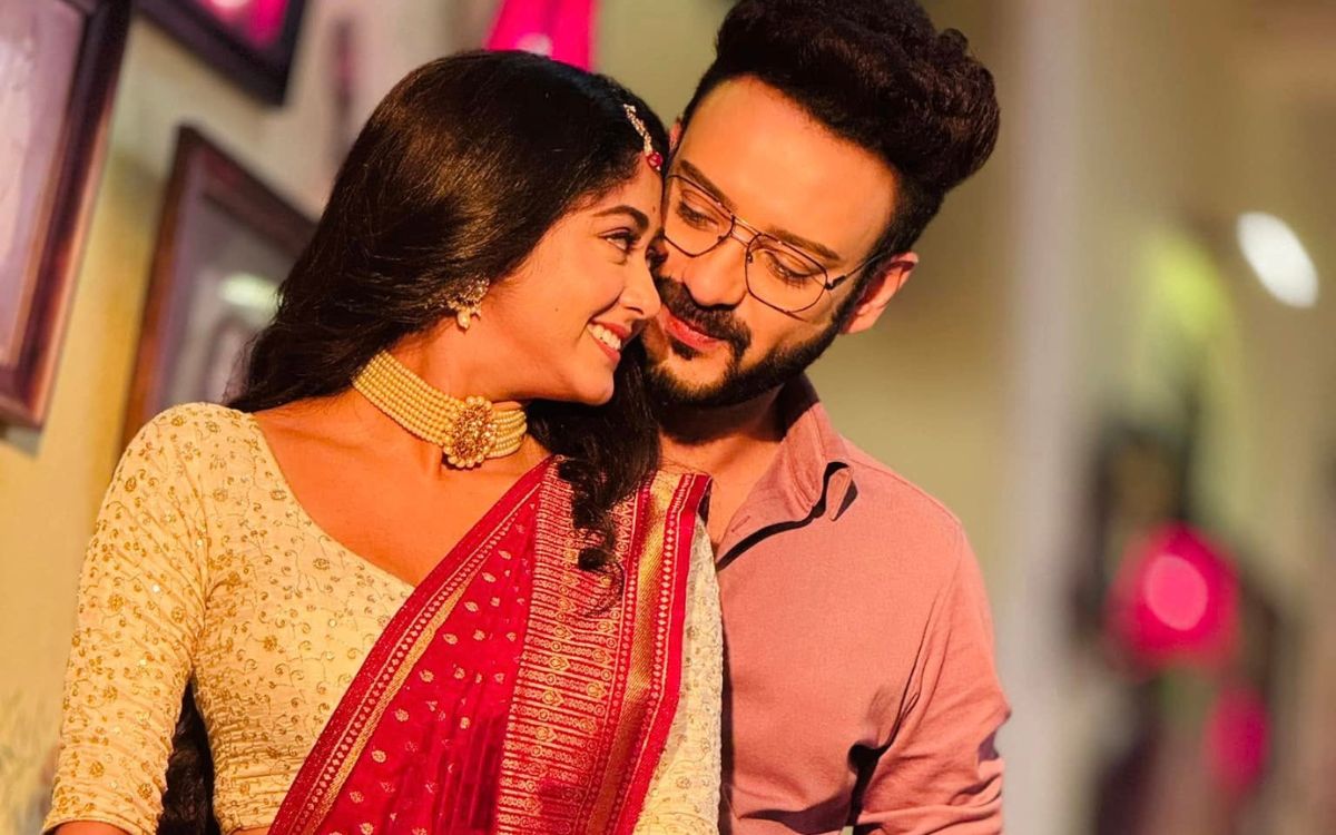 Susmita Dey New Serial: সাহেব-সুস্মিতা রসায়ন ইতি টানলেও ভক্তদের মনে আজও বর্তমান! এর মাঝেও নতুন জল্পনা অভিনেত্রীর নতুন ধারাবাহিক নিয়ে