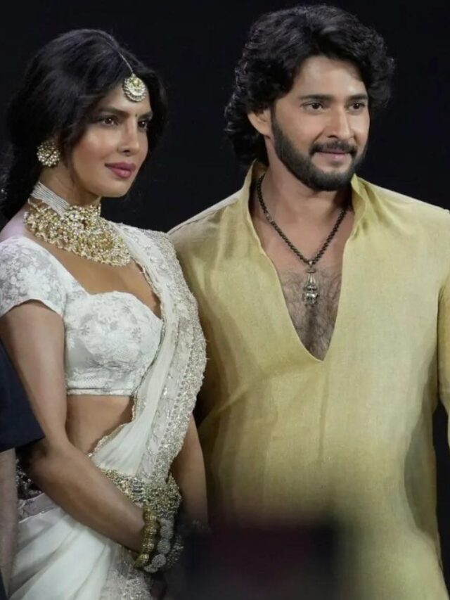 SS Rajamouli’s ‘Varanasi’ First Look Launch: Glitches, Crowd Craze & Massive Fan Support